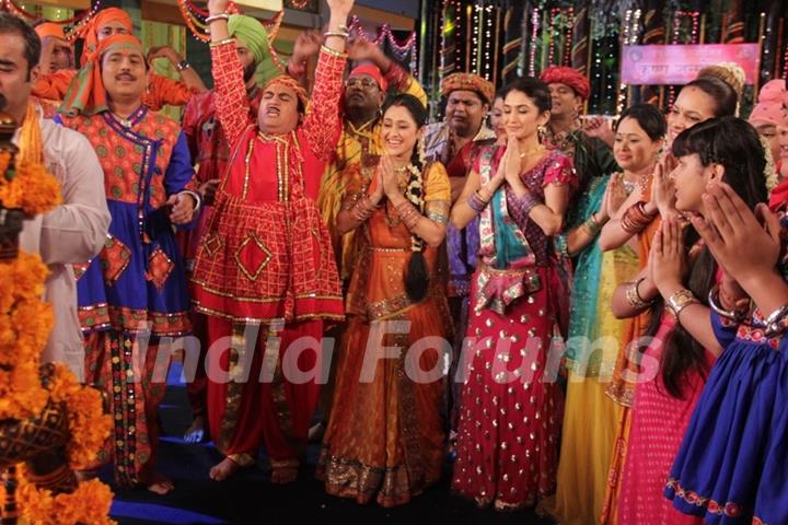 Taarak Mehta Ka Ooltah Chashmah team celebrating Janamastmi