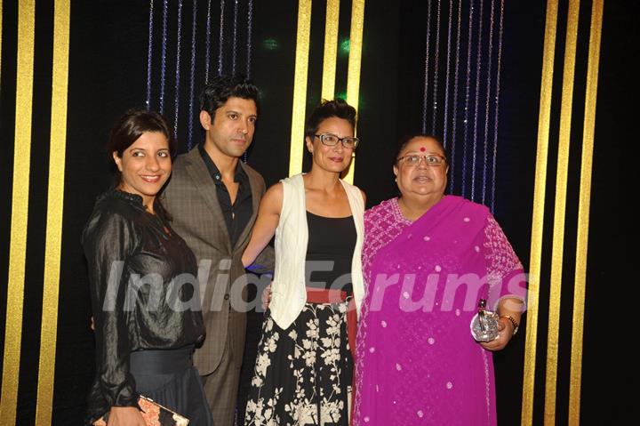 Zoya, Farhan and Adhuna Akhtar with Honey Irani at Rakesh Roshan's 64th birthday bash