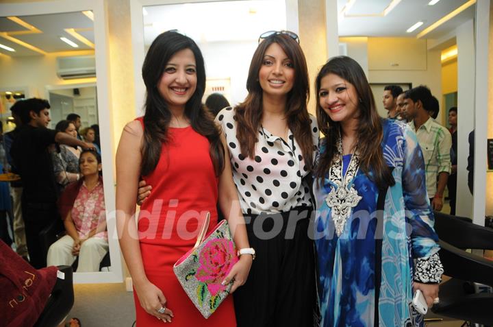 Lemon Salon Grand Launch