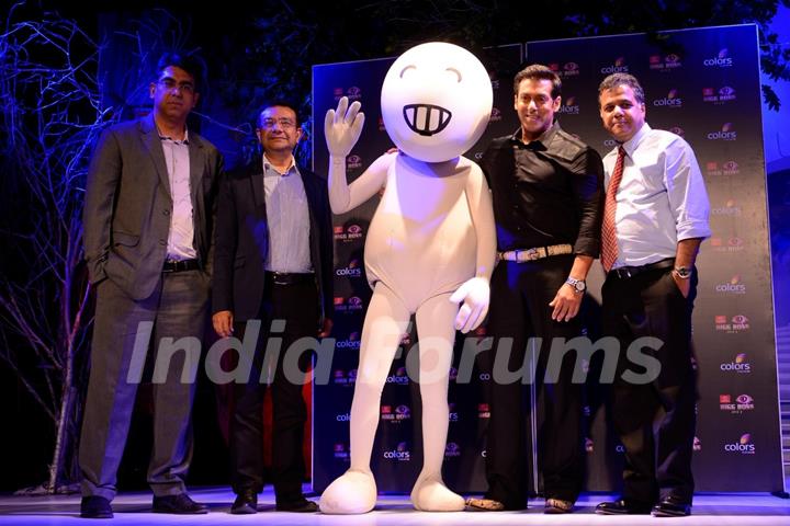 Salman Khan at the BIGG BOSS Season 7 Press Conference with the Vodafone Zoozo