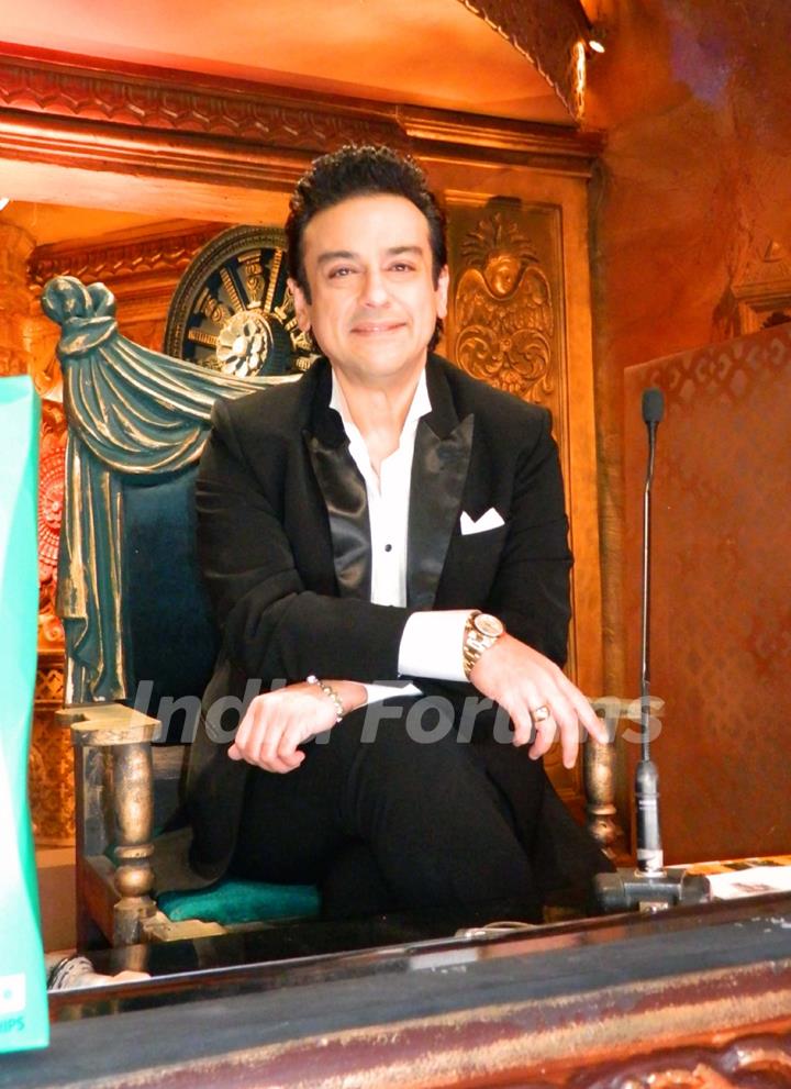 ADNAN SAMI PRMOTED HIS ALBUM PRESS PLAY ON THE SET OF COMEDY CIRCUS KE MAHABALI