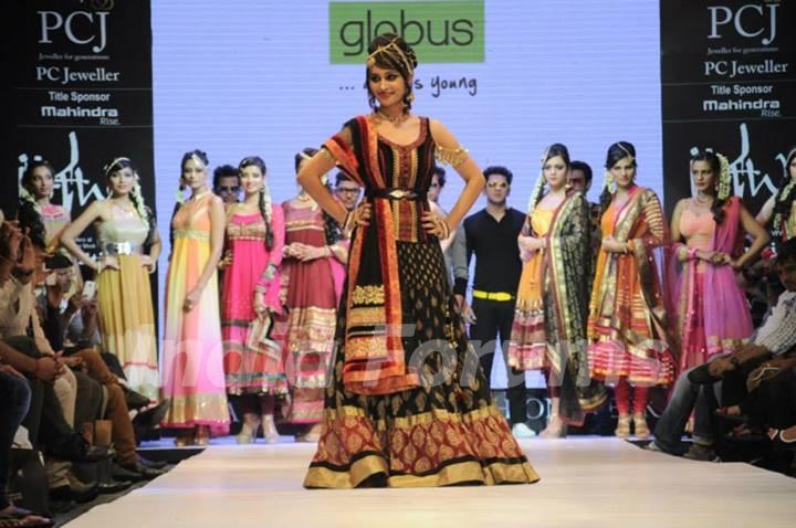 Deepika Samson walked the ramp for Brand Globus