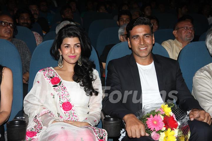 Nimrat Kaur & Akshay Kumar were at the Jagran Film Festival 2013