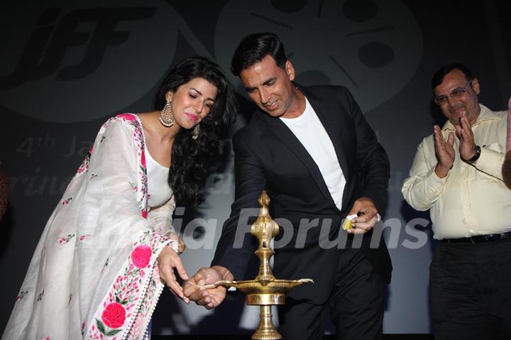 Nimrat Kaur and Akshay Kumar light the inaugral lamp at the Jagran Film Festival 2013