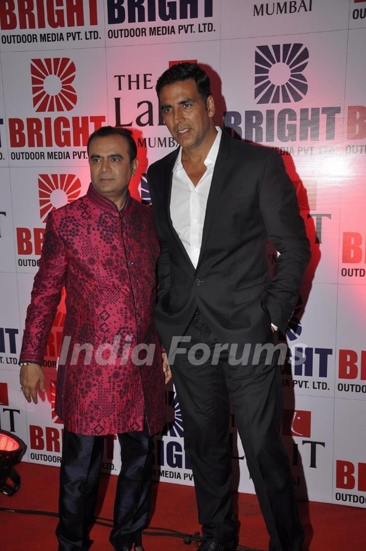 Akshay Kumar was at Yogesh Lakhani's &quot;Bright&quot; Birthday Party