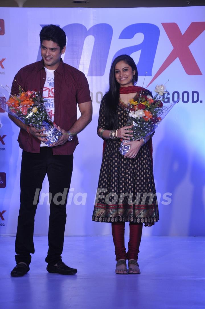 Siddharth Shukla & Toral Rasputra unveil the Festive Collection from MAX