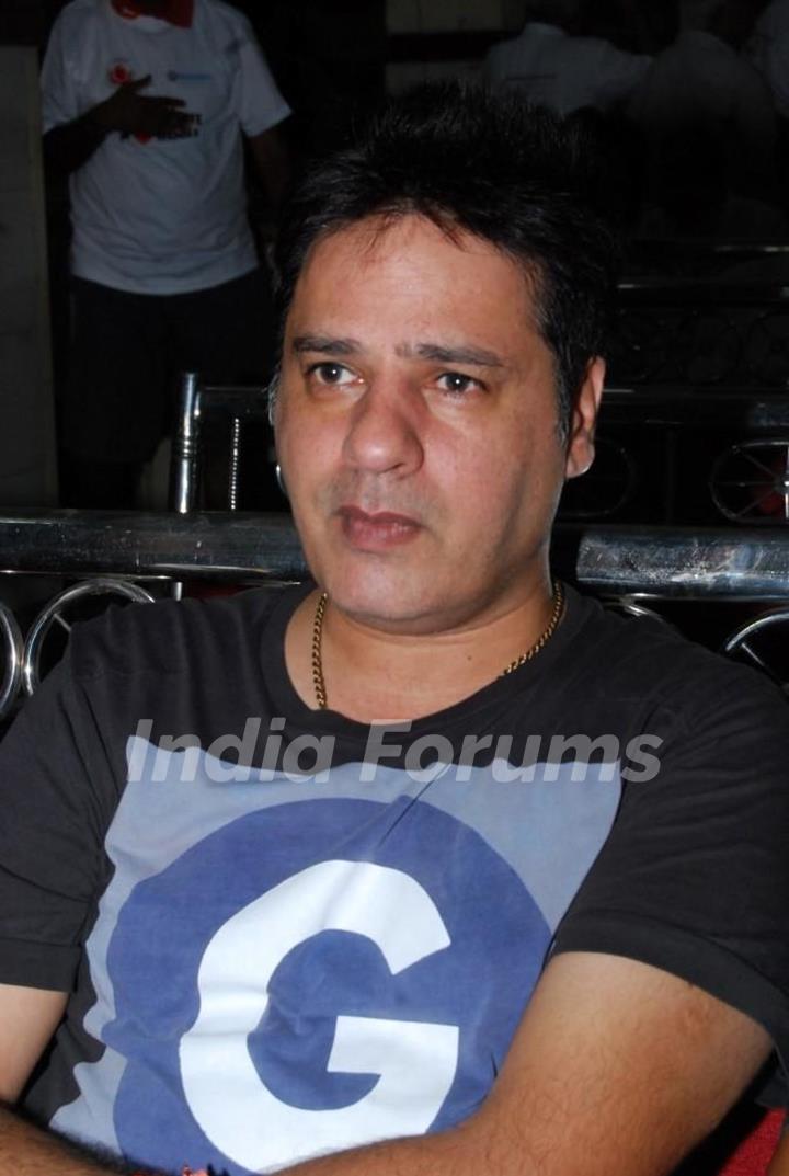 Rahul Roy at the Walkathon 2013