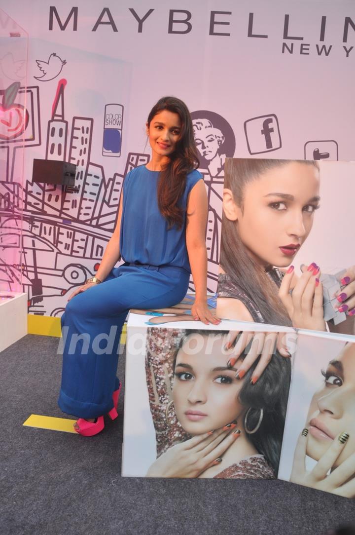 Alia Bhatt launches 'Color Show' by Maybelline NY