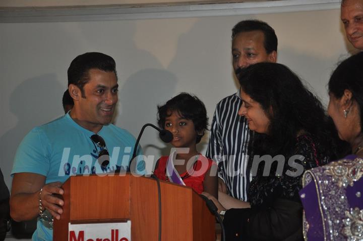 Salman Khan visits Holy Family Hospital