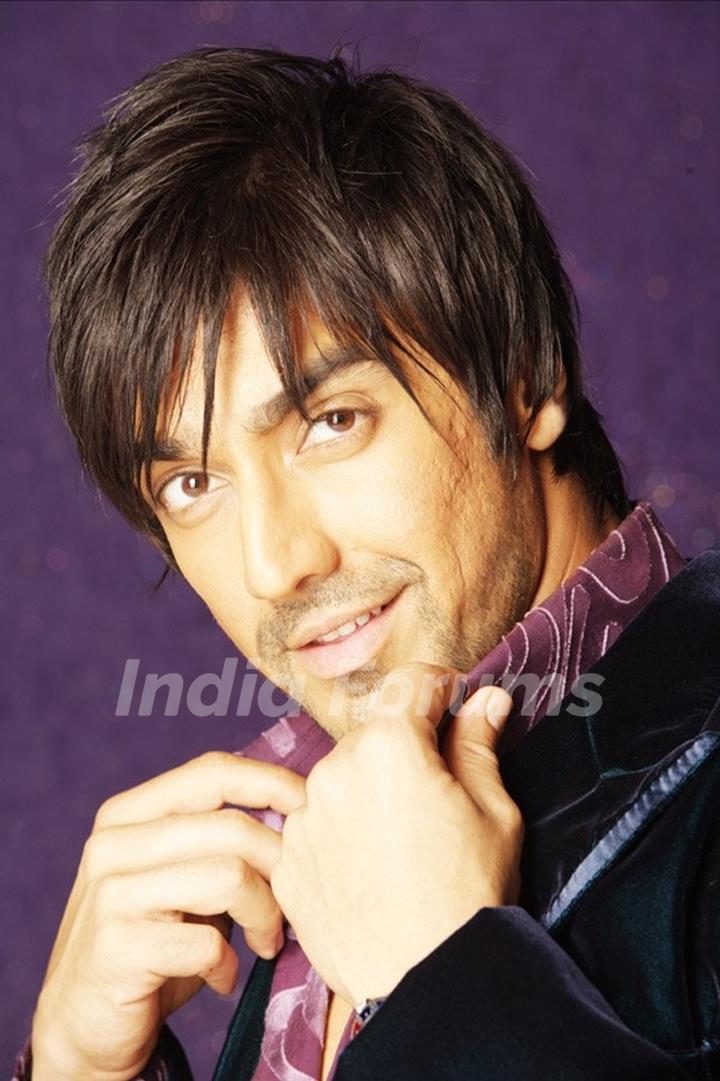 Ashish Chowdhry