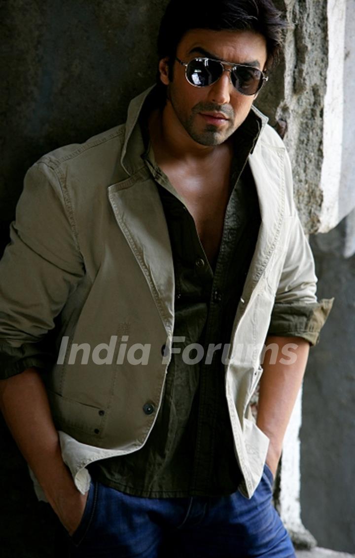 Ashish Chowdhry