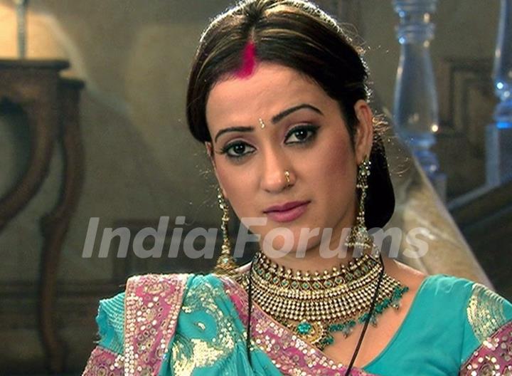 A still image of Meghna from the show Bandini