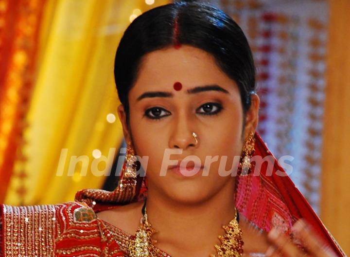 A still image of Santu as Aasiya Kazi in Bandini