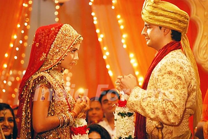 Marriage still of Akshara and Naitik