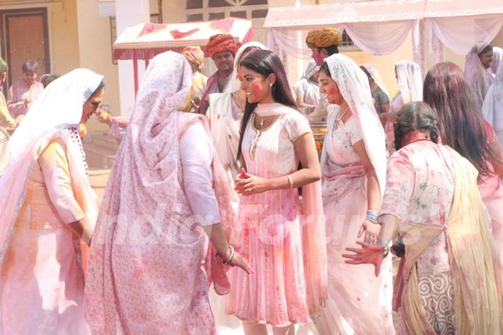 Holi in YRKKH