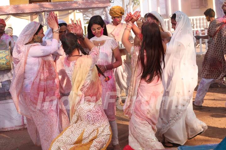 Holi in YRKKH