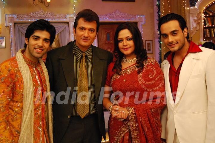 Indrajit and Vasundhara Rajvansh with their sons