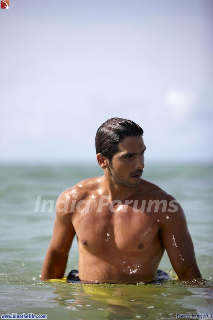 Zayed Khan looking hot