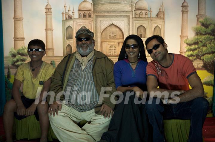 Abhay, Satish and Tannishtha in Road, Movie
