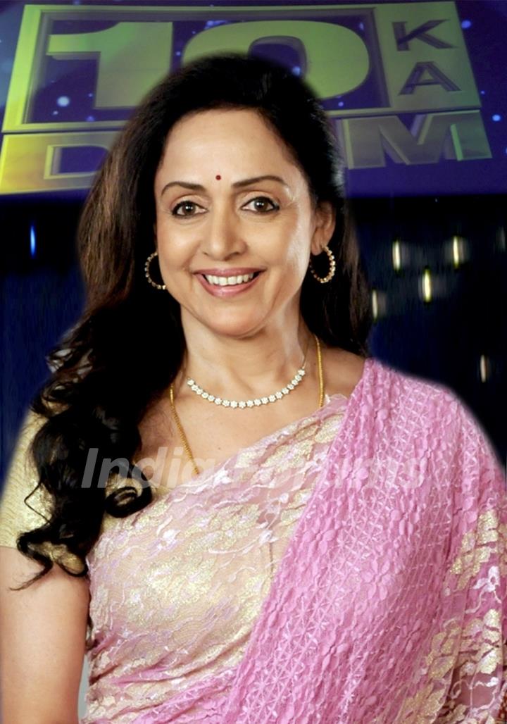 Hema Malini looking gorgeous