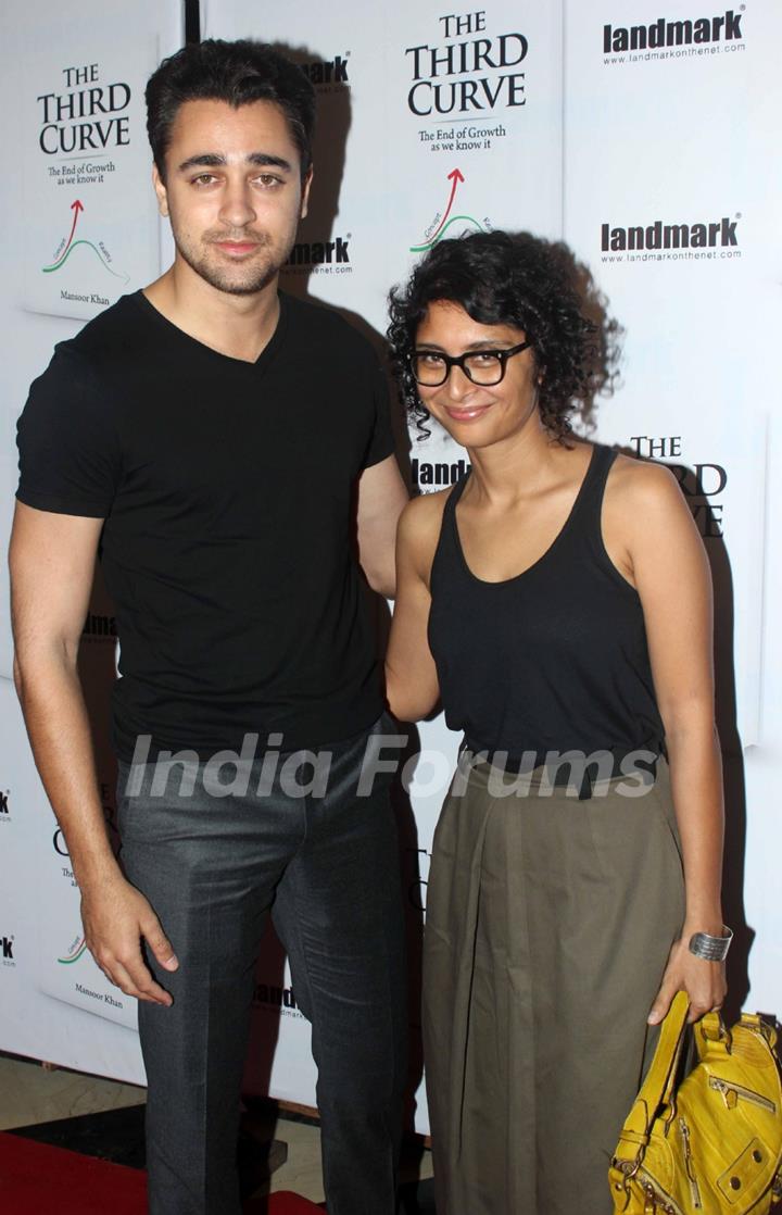 Imran Khan and Kiran Rao were at the Launch of Mansoor Khan's book 'The Third Curve'