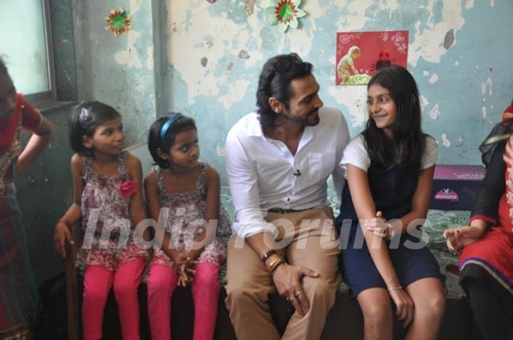 Arjun Rampal celebrates Diwali with project 'Crayon'