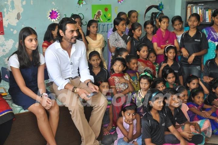 Arjun Rampal celebrates Diwali with project 'Crayon'