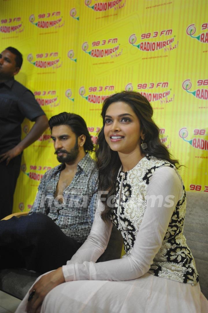 Ranveer and Deepika at Ram Leela promotions at 98.3 Radio Mirchi