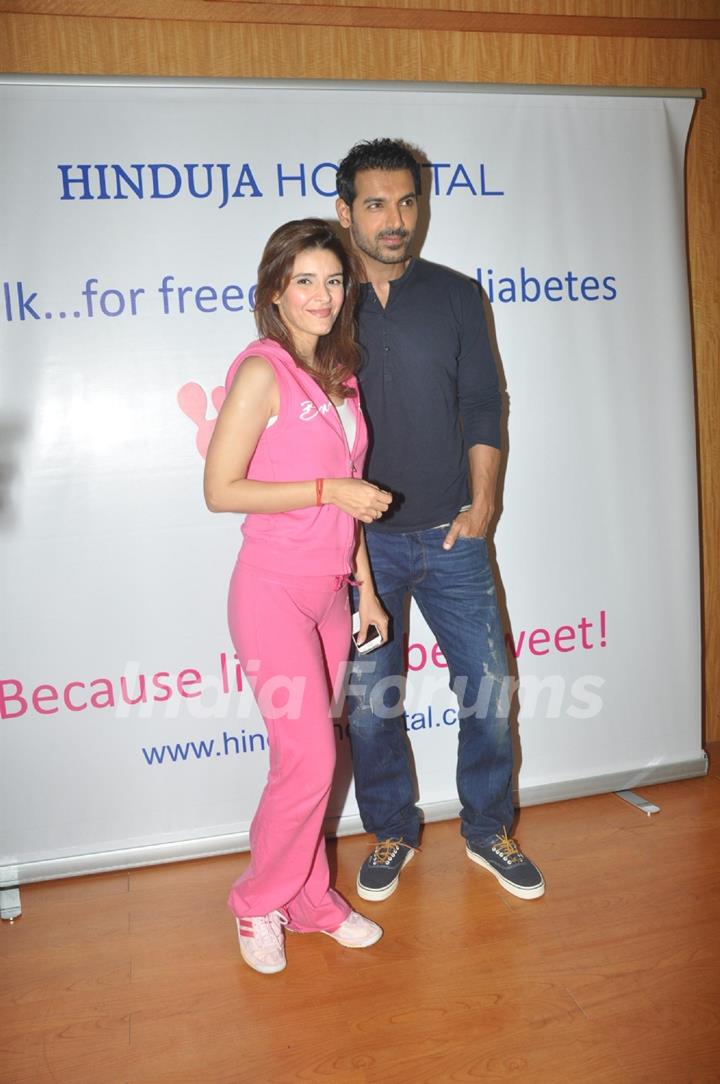 John Abraham, Raageshwari flag off ‘diabetic walk’