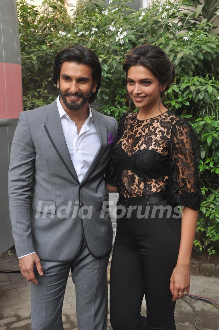 Deepika Padukone and Ranveer Singh at Mehboob Studio for Ram Leela Movie Promotions