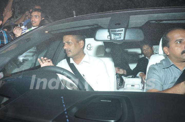 Sachin Tendulkar arrives for his Grand Party along with his wife