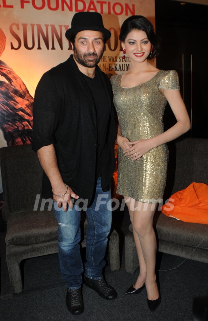 Sunny Deol and Urvashi Rautela at the event