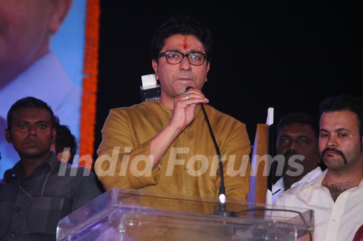 MNS chief Raj Thackeray and Actor Salman Khan inaugurated the Koli Mahotsav