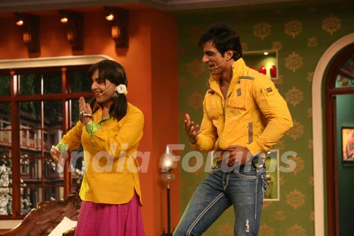 Gaurav Gera and Sonu Sood perform on Comedy Nights with Kapil