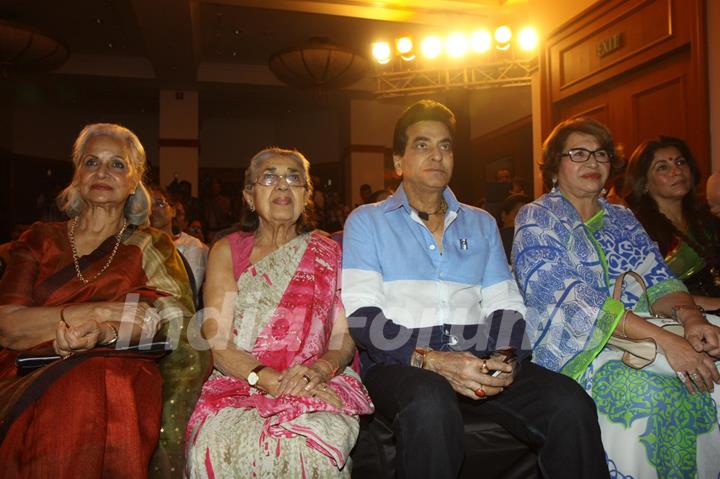 Yester year actors at Asha Parekh's hand imprint launch by UTV Stars