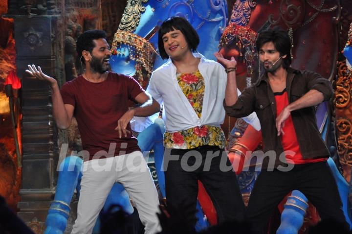 Promotion of R... Rajkumar on Comedy Circus Ke Mahabali