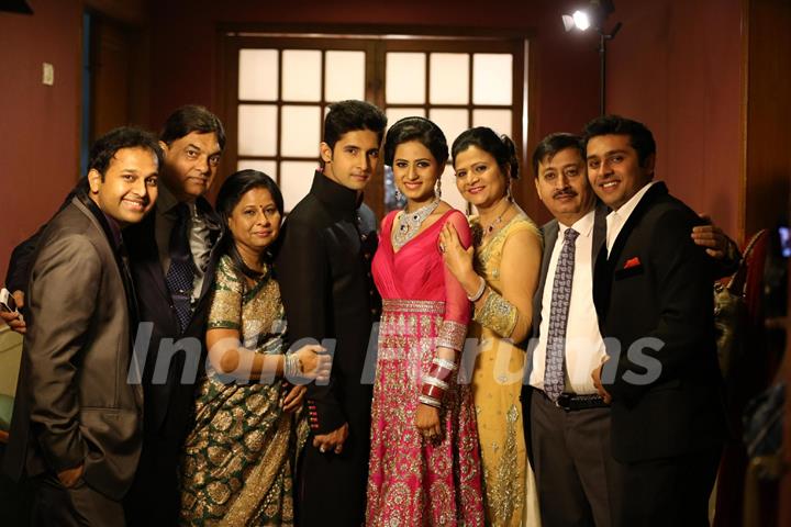 Ravi Dubey and Sargun Mehta with their family at the Reception Party