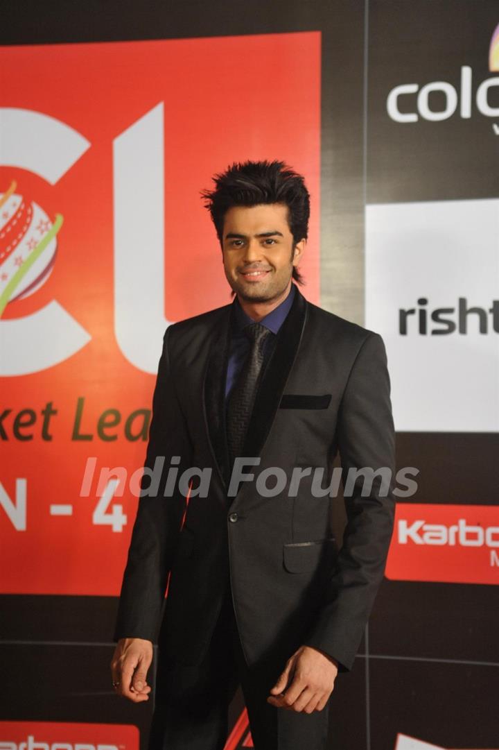 Manish Paul at the Celebrity Cricket League Season 4 Red Carpet