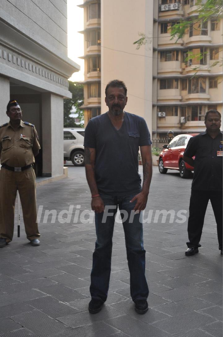 Sanjay Dutt addresses the press after coming out in parole