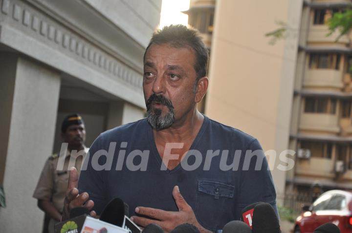 Sanjay Dutt addresses the press after coming out in parole