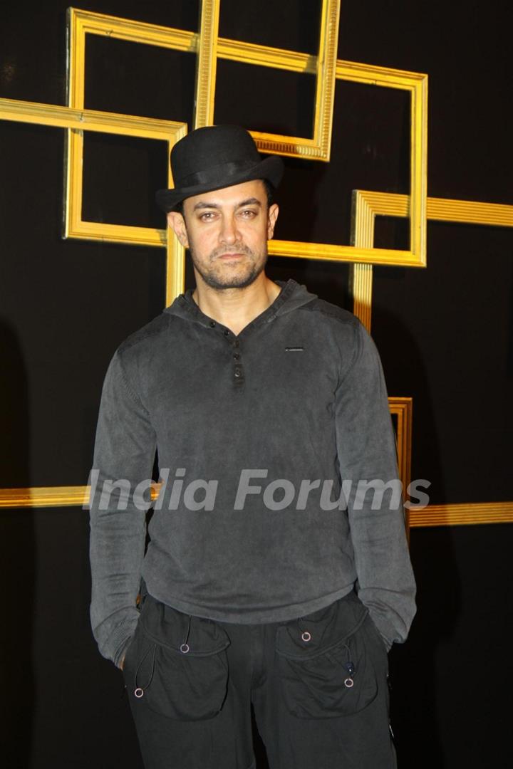 Aamir Khan was seen at Deepika Padukone's party