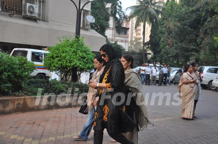 Tabu at Farooq Shaikh's Condolence Meeting