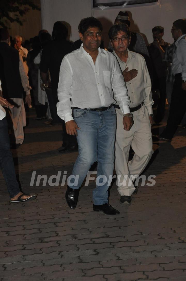 Johny Lever at Farooq Shaikh's Condolence Meeting