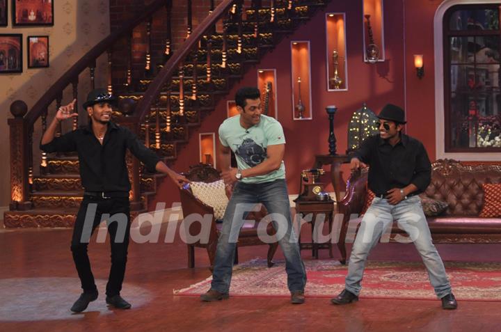 Salman Khan during Jai Ho Promptions on Comedy Night With Kapil