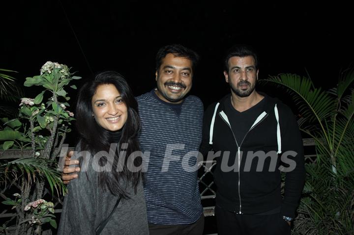 Anurag Kashyap with Sandhya Mridul and Ronit Roy were seen at the Special Screening