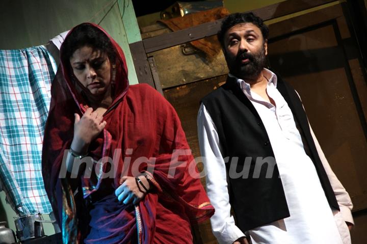 Premiere of the play 'Sakaram Binder'