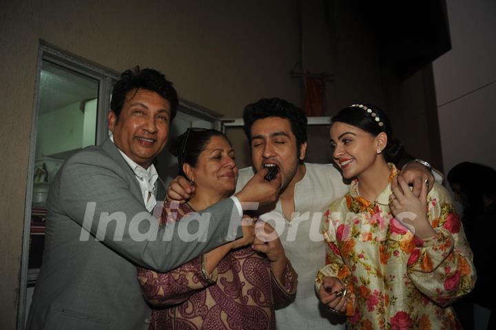 Adhyayan Suman celebrated his birthday along with Makar Sankranti with the team of 'Heartless'