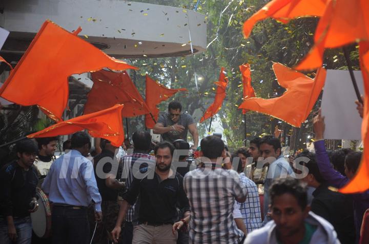 Salman Khan promotes Jai Ho on Dance India Dance