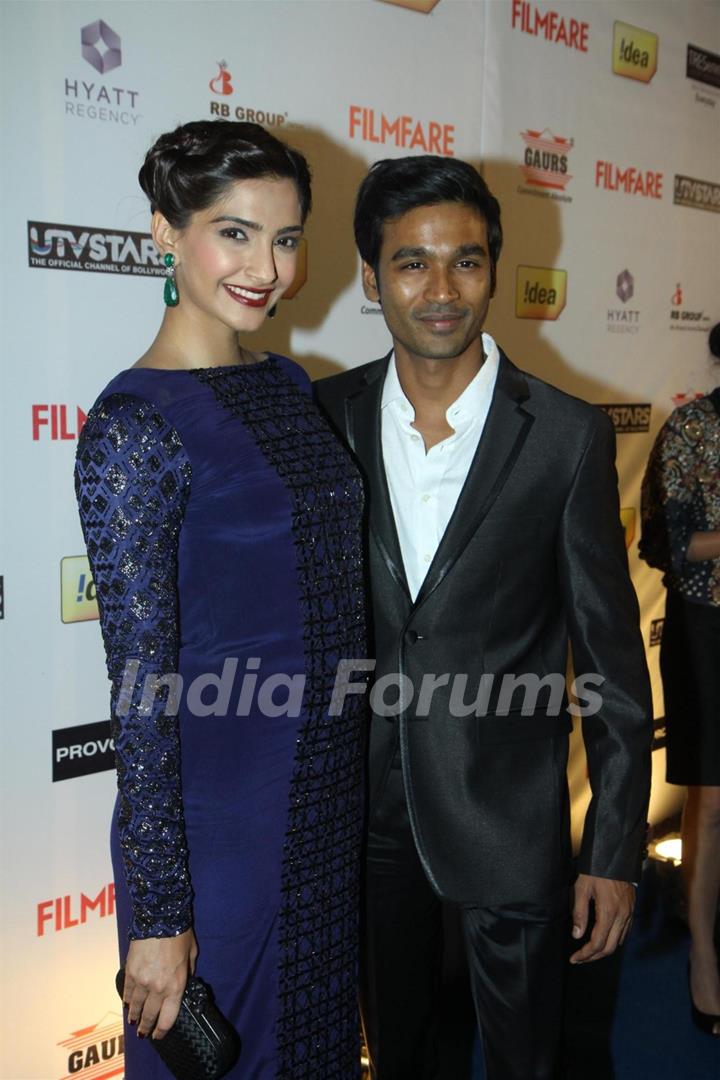 Sonam Kapoor and Dhanush at the 59th Idea Filmfare Pre Awards Party