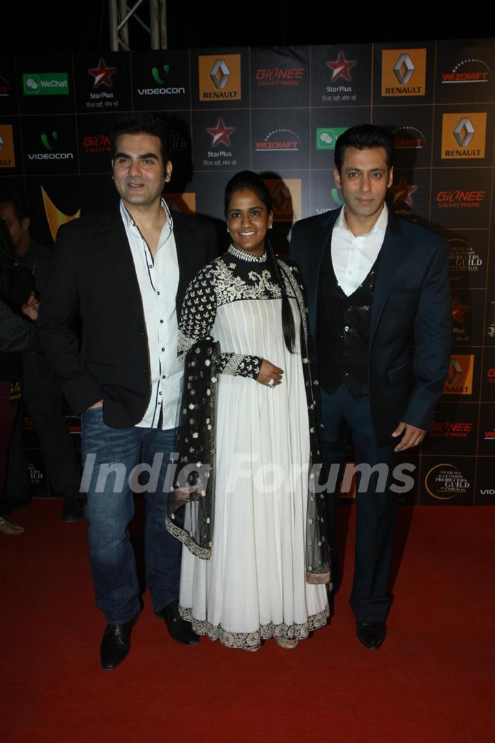 Arbaaz, Arpita and Salman Khan were at the 9th Star Guild Awards